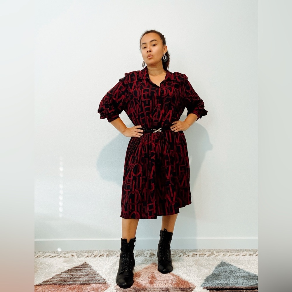 Tommy Hilfiger Red and Black Graphic Long Sleeve Dress - Picture 6 of 9